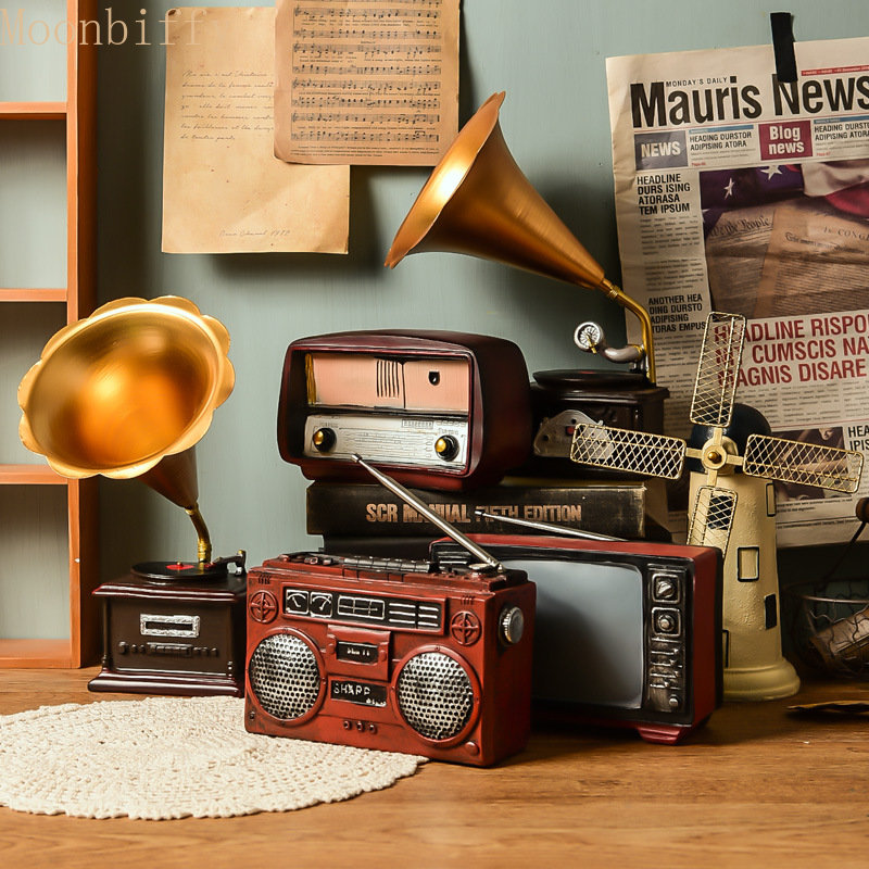 Home Cinema Design - Nostalgic Retro Resin Ornaments Handicrafts Home