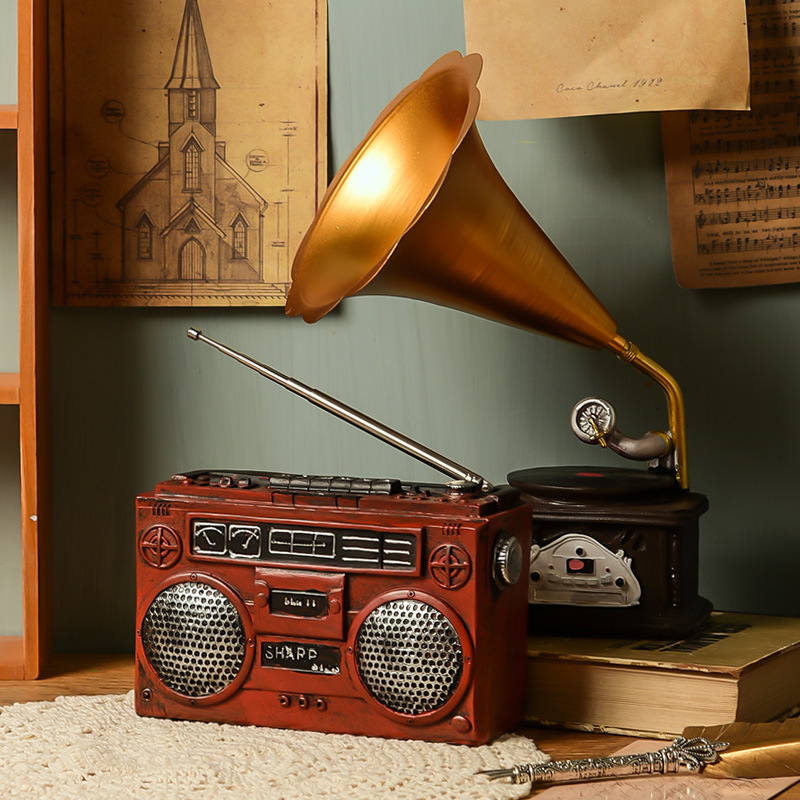 Nostalgic Retro Resin Ornament - Home Cinema Design avis et prix